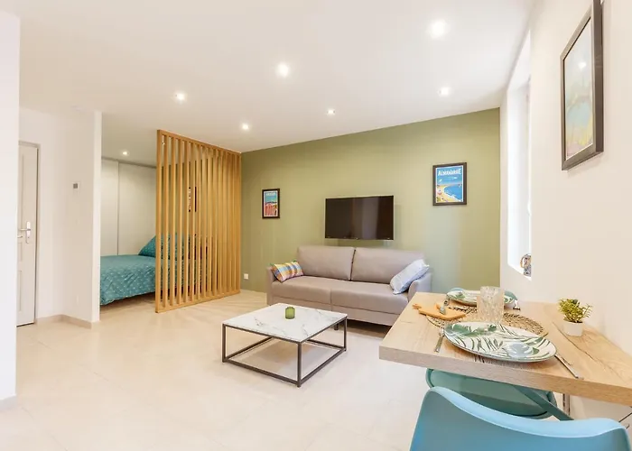 Appartement Roche 3 *